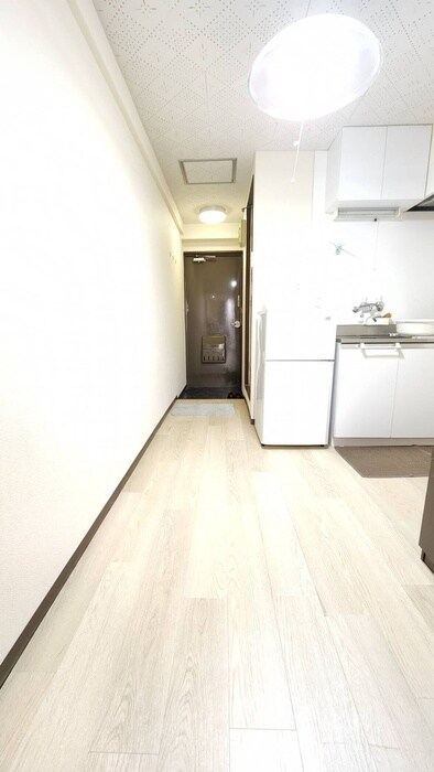 物件内観写真19　(廊下)