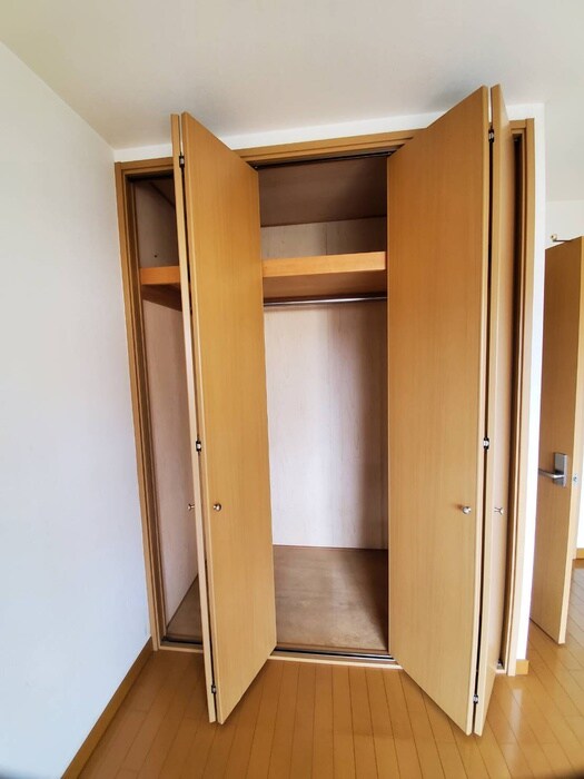 物件内観写真11　(収納)