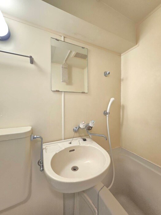 物件内観写真12　(洗面)