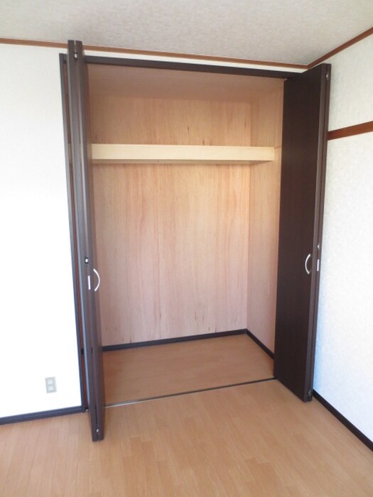 物件内観写真9　(収納)