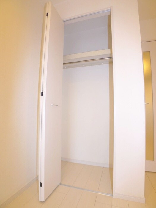 物件内観写真11　(収納)