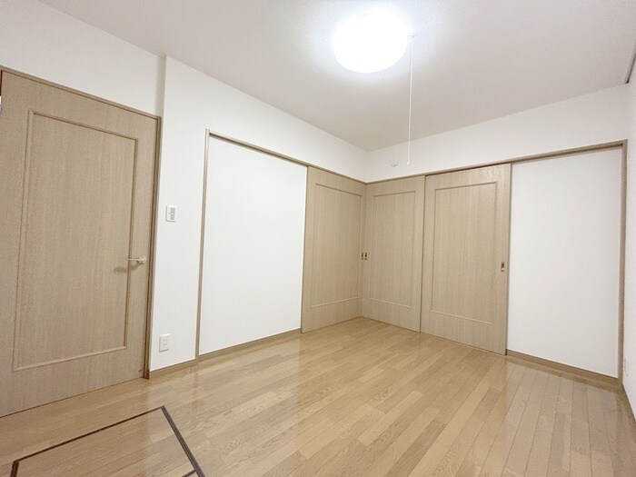 物件内観写真10　(居室)