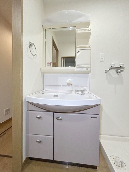 物件内観写真15　(洗面)