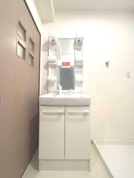 物件内観写真10　(洗面)