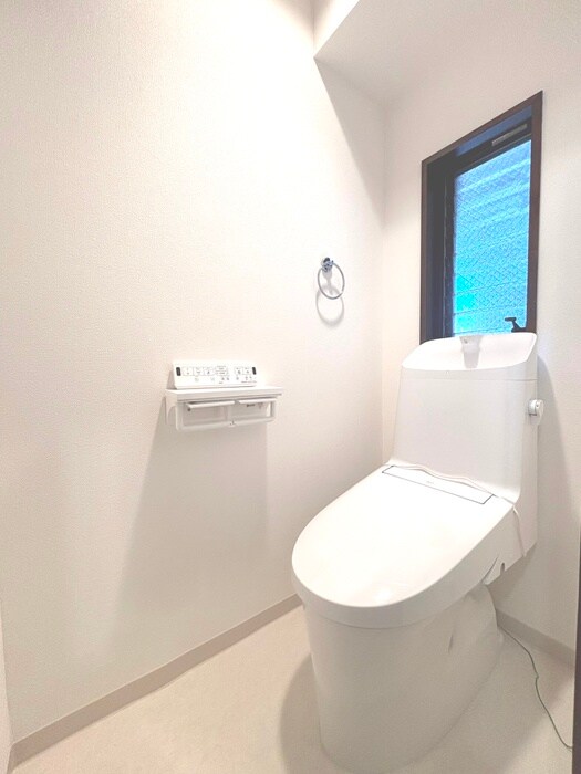 物件内観写真13　(トイレ)