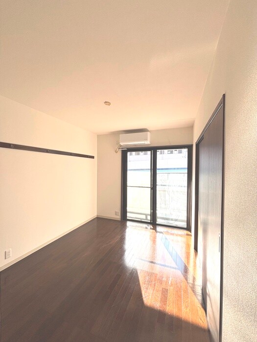 物件内観写真18　(居室)