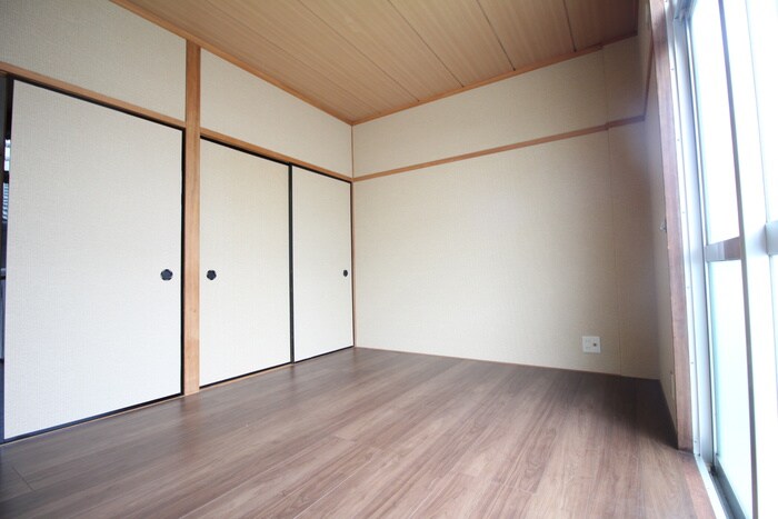 物件内観写真5　(居室)