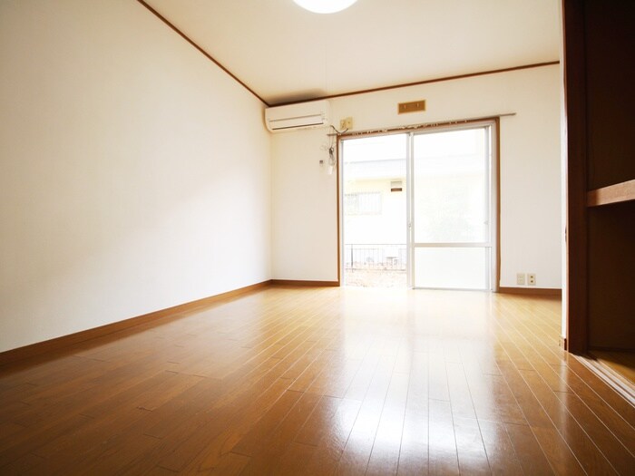 物件内観写真17　(居室)