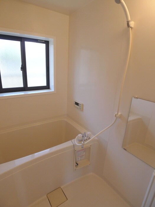 物件内観写真12　(バス／シャワールーム等)