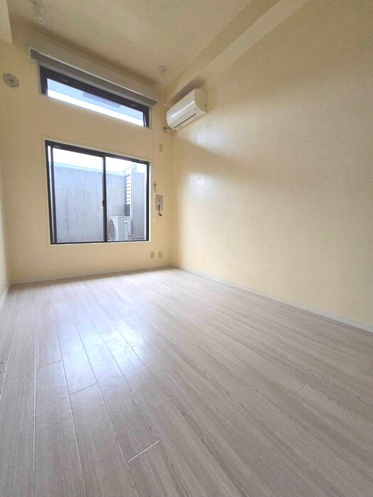 物件内観写真6　(居室)