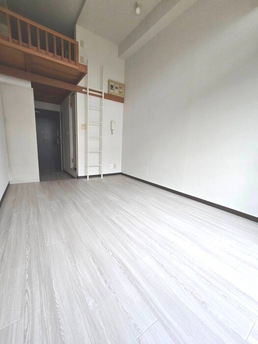 物件内観写真6　(居室)