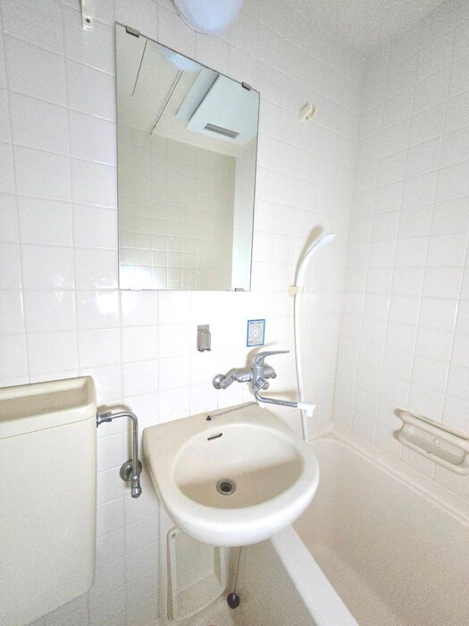 物件内観写真15　(洗面)