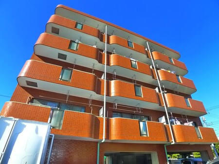 ウェルス幸外観写真