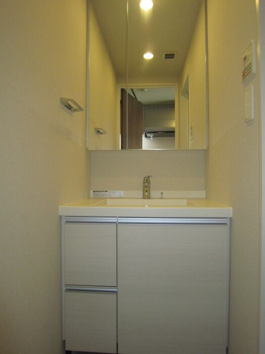 物件内観写真9　(洗面)