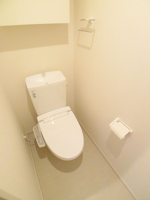 物件内観写真16　(トイレ)