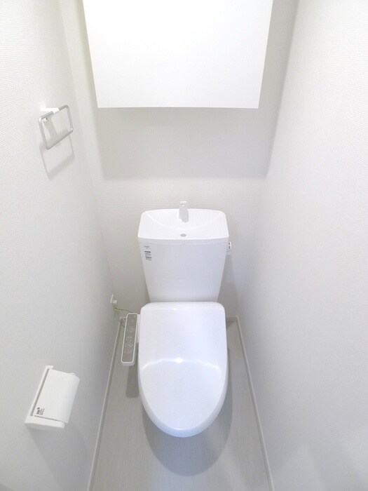 物件内観写真13　(トイレ)