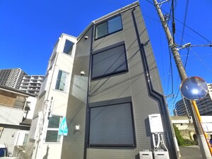 NJクロス外観写真