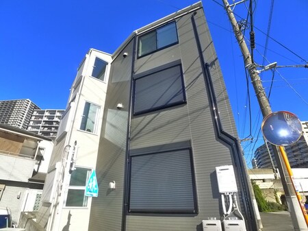 NJクロス外観写真