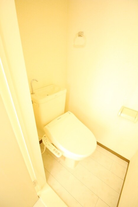 物件内観写真15　(トイレ)