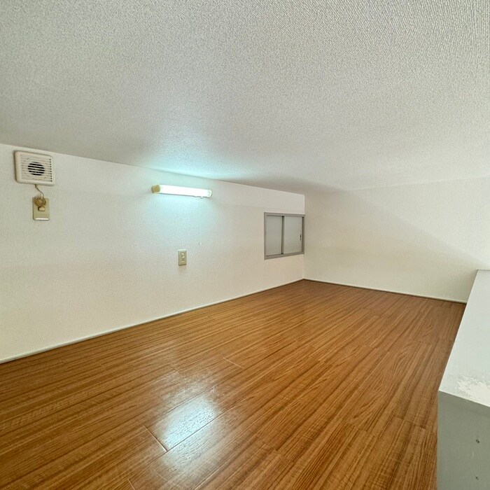 物件内観写真8　(ロフト)