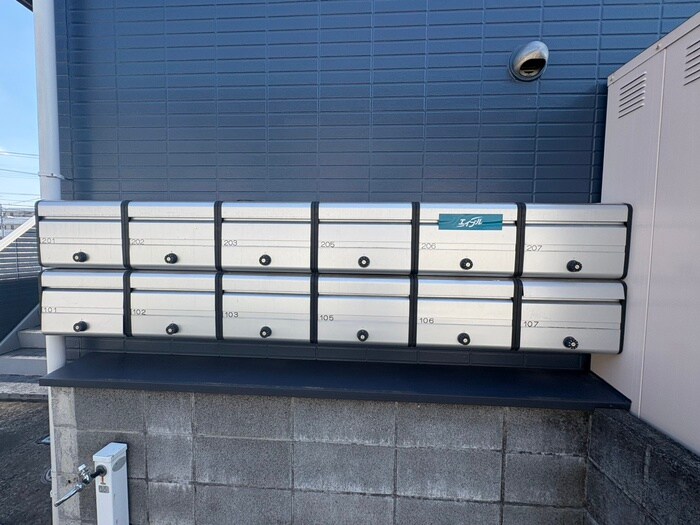 物件外観写真4　(建物設備)