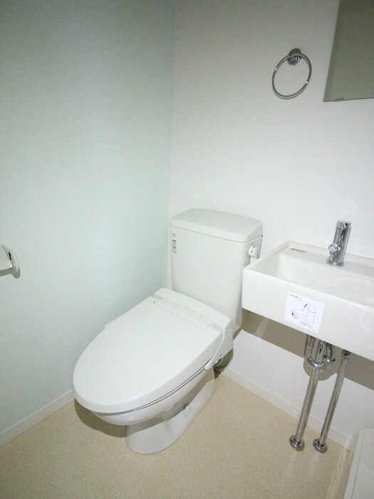 物件内観写真11　(トイレ)