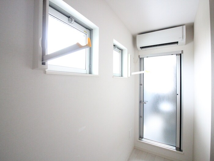 物件内観写真15　(内観写真)