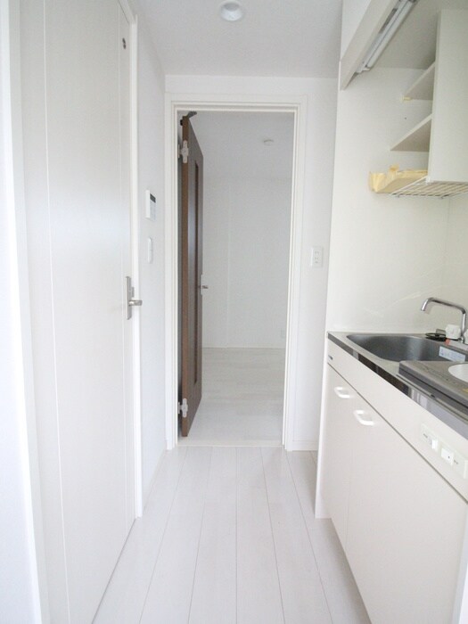 物件内観写真17　(廊下)