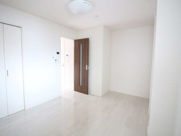 物件内観写真18　(居室)