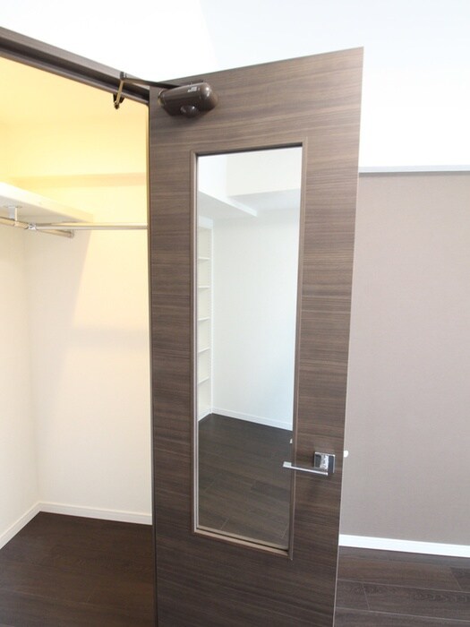 物件内観写真11　(収納)