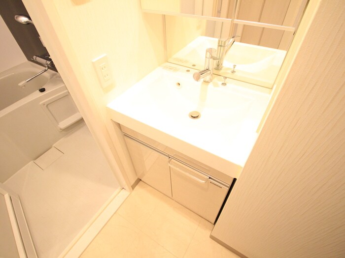 物件内観写真12　(洗面)