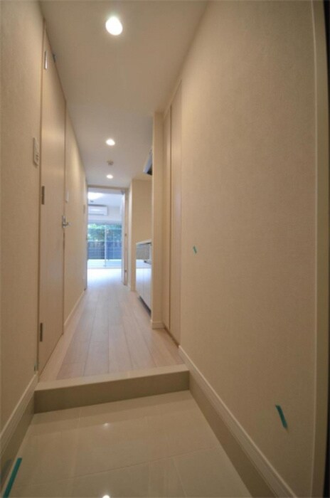 物件内観写真13　(廊下)