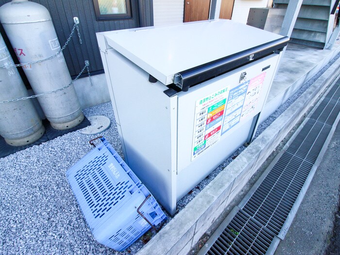 物件外観写真4　(建物設備)