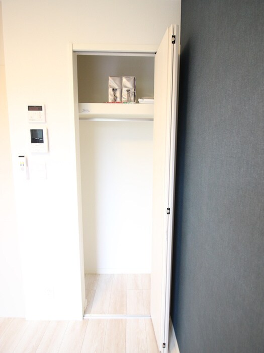 物件内観写真13　(収納)