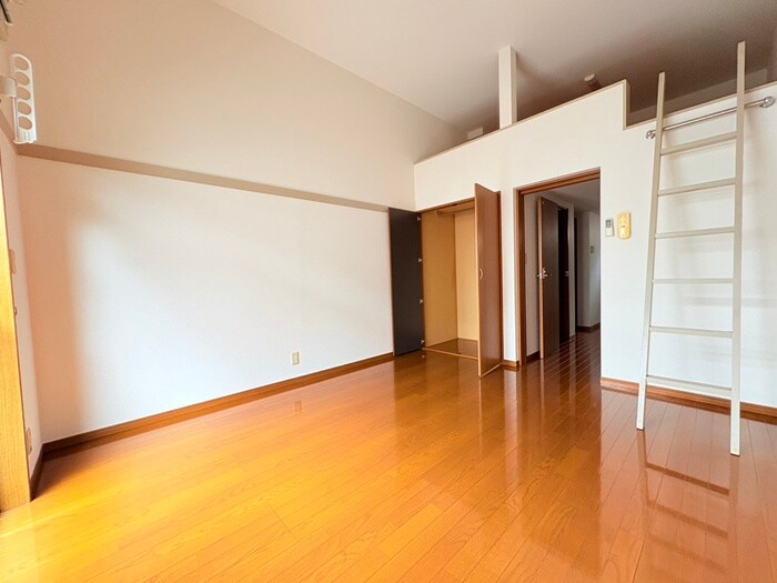 物件内観写真8　(居室)