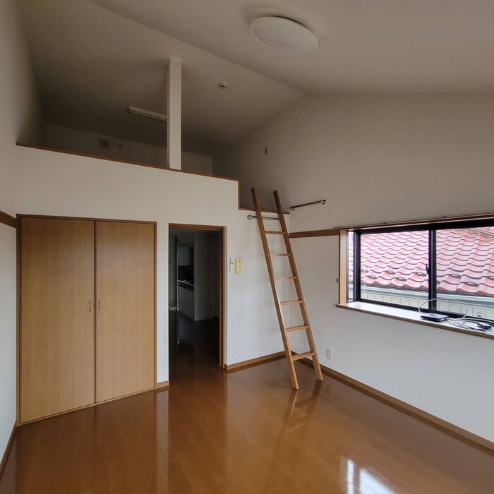 物件内観写真8　(居室)