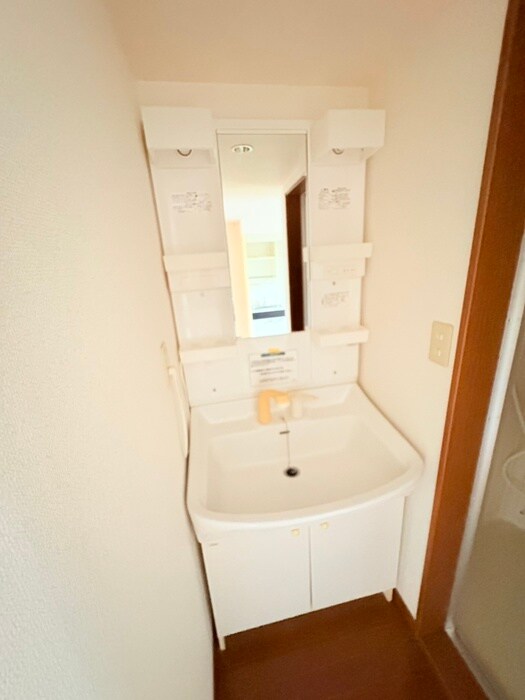 物件内観写真10　(洗面)