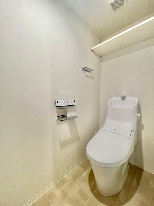 物件内観写真14　(トイレ)