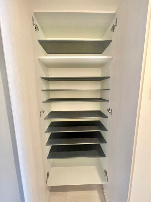 物件内観写真18　(靴箱)