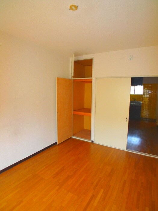 物件内観写真8　(居室)