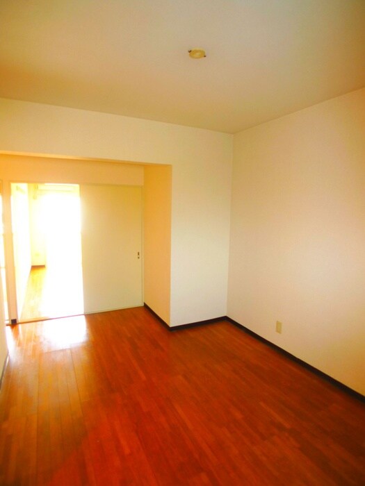 物件内観写真11　(居室)