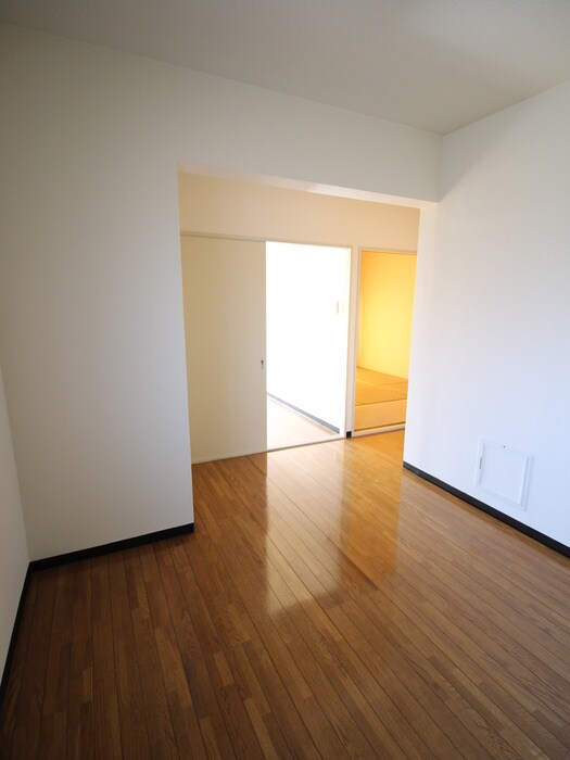 物件内観写真16　(居室)