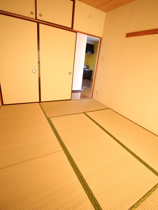 物件内観写真17　(居室)