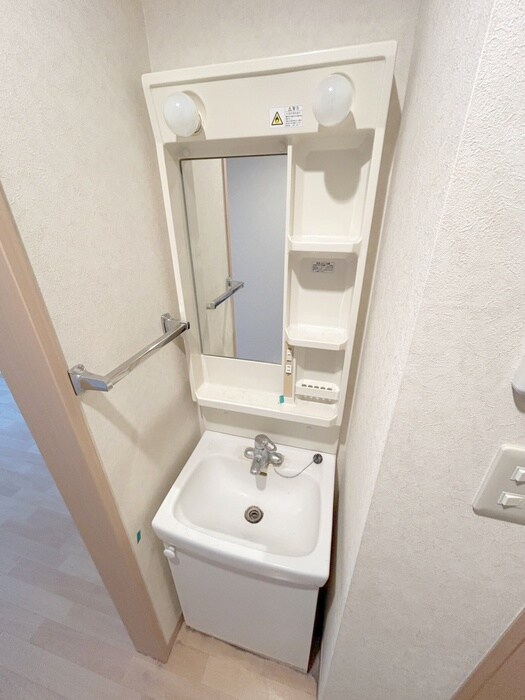 物件内観写真14　(洗面)