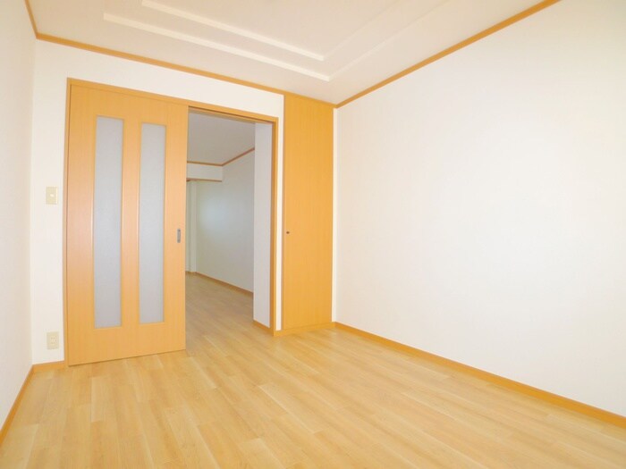 物件内観写真12　(居室)