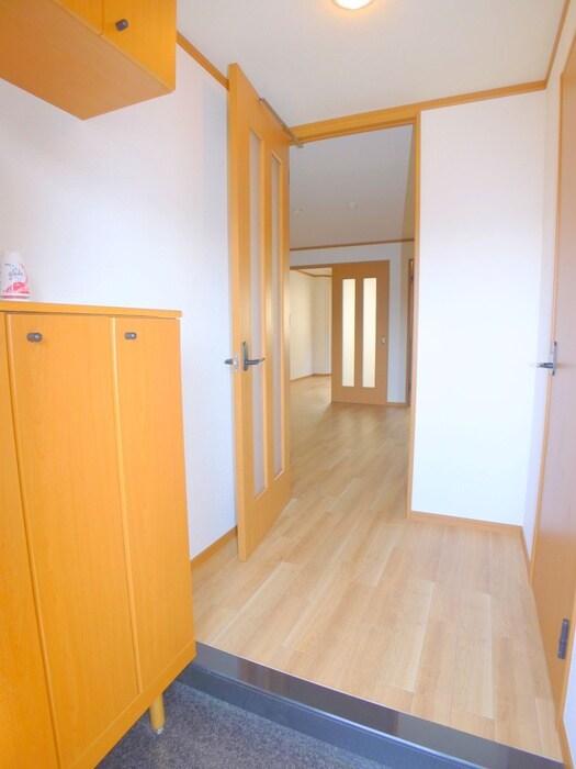 物件内観写真15　(靴箱)