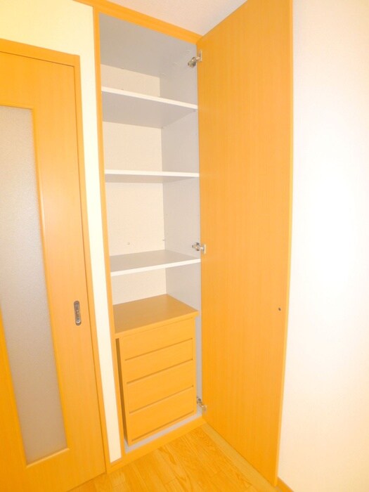 物件内観写真20　(収納)