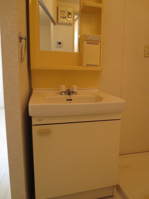 物件内観写真12　(洗面)