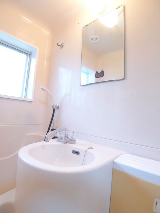 物件内観写真11　(洗面)