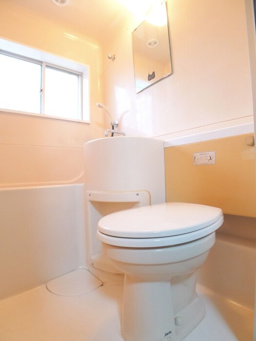 物件内観写真13　(トイレ)